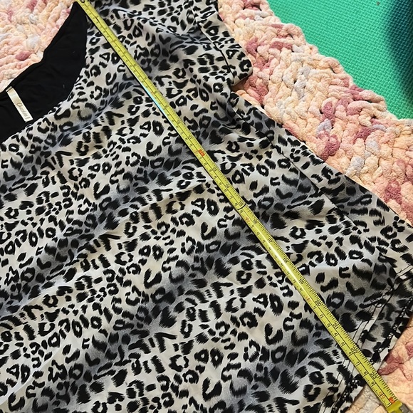 Leopard print blouse - Picture 4 of 5